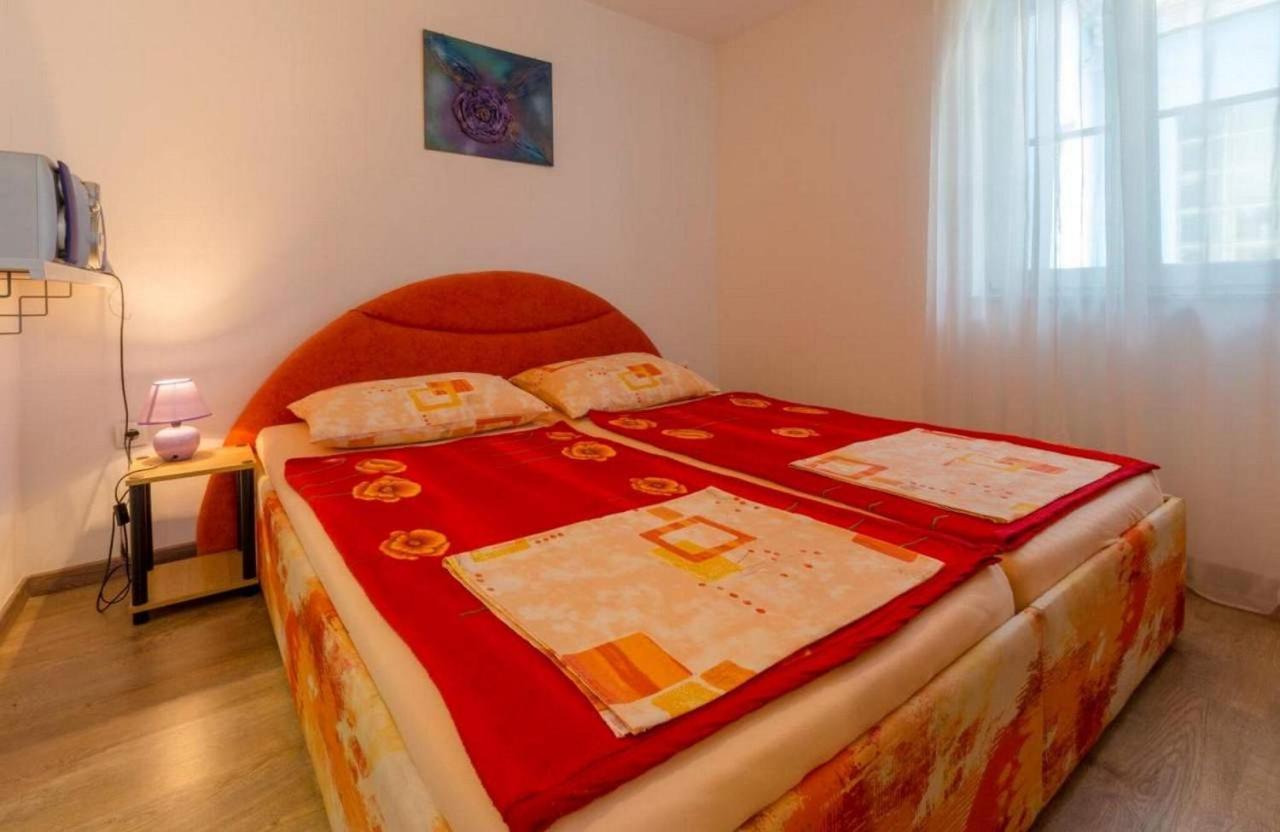 Navy Apartments Jadranovo