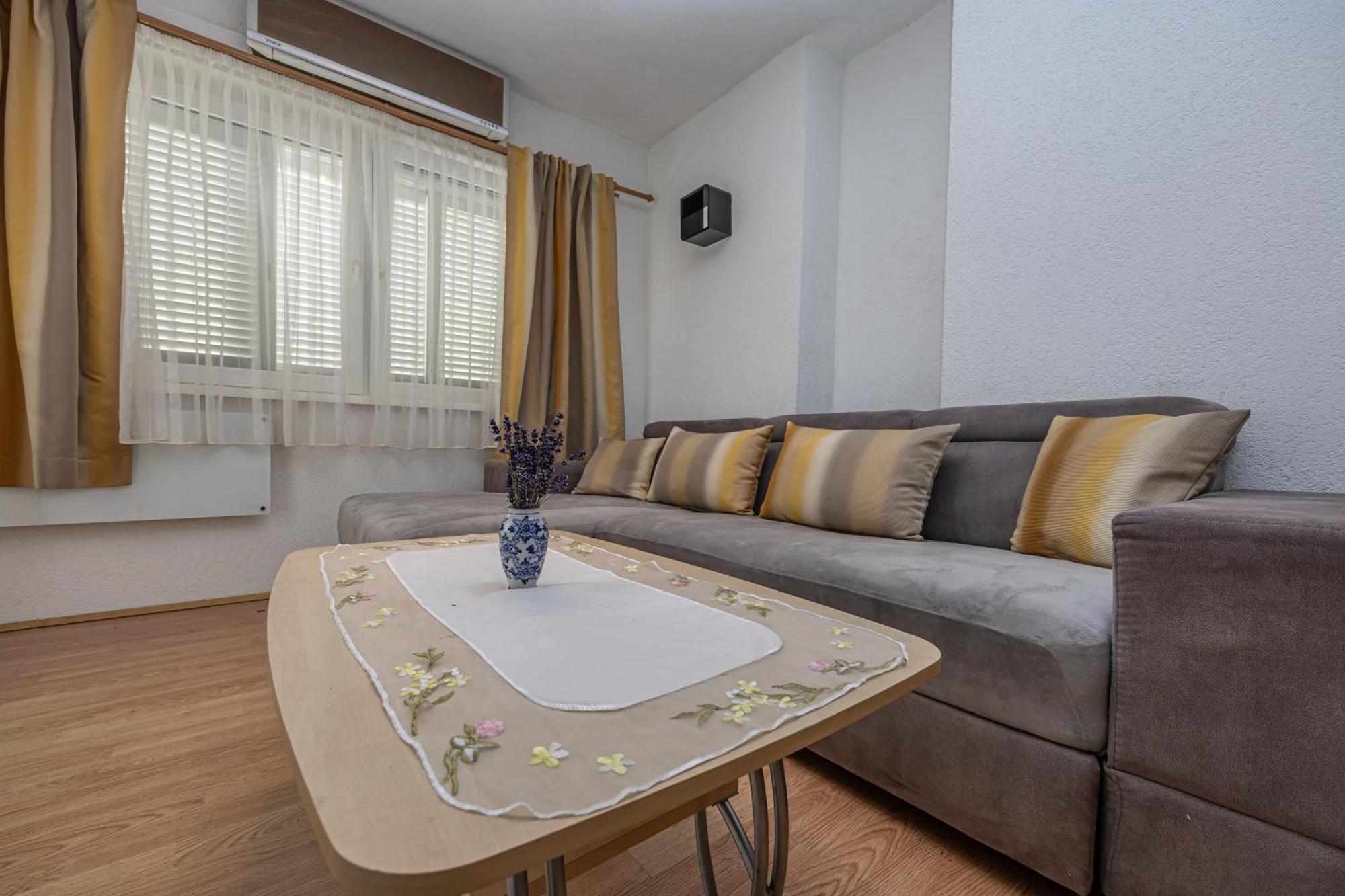 Apartment Navy Apartments Jadranovo