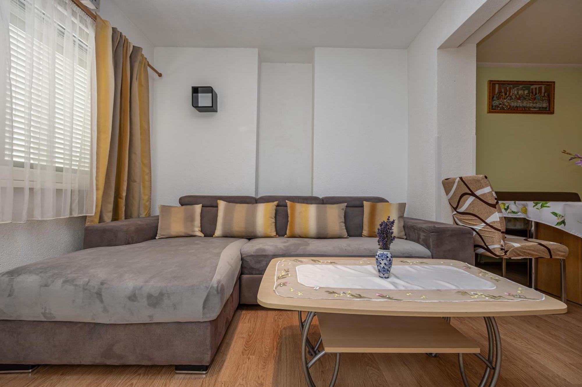 Navy Apartments Apartman *