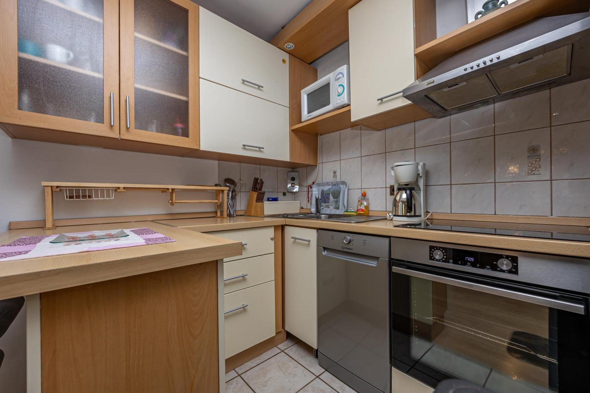 Navy Apartments Apartman