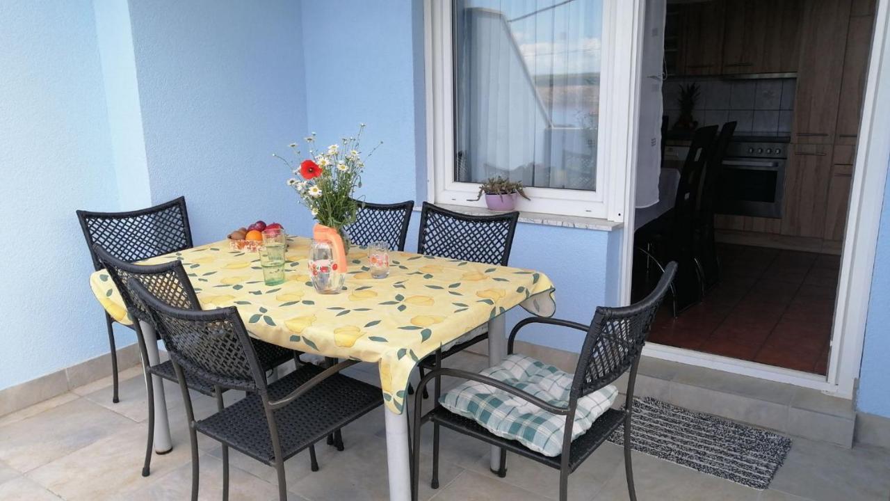 Navy Apartments Apartman *