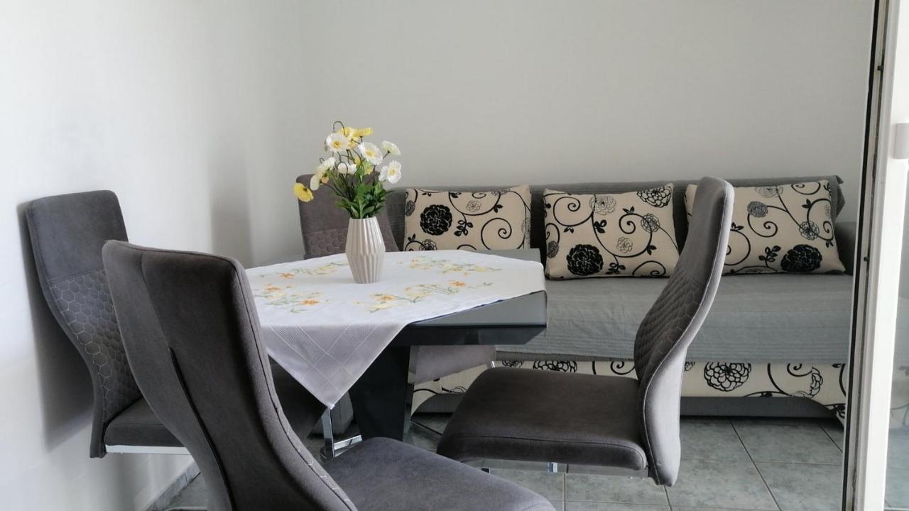 Navy Apartments Apartment Jadranovo