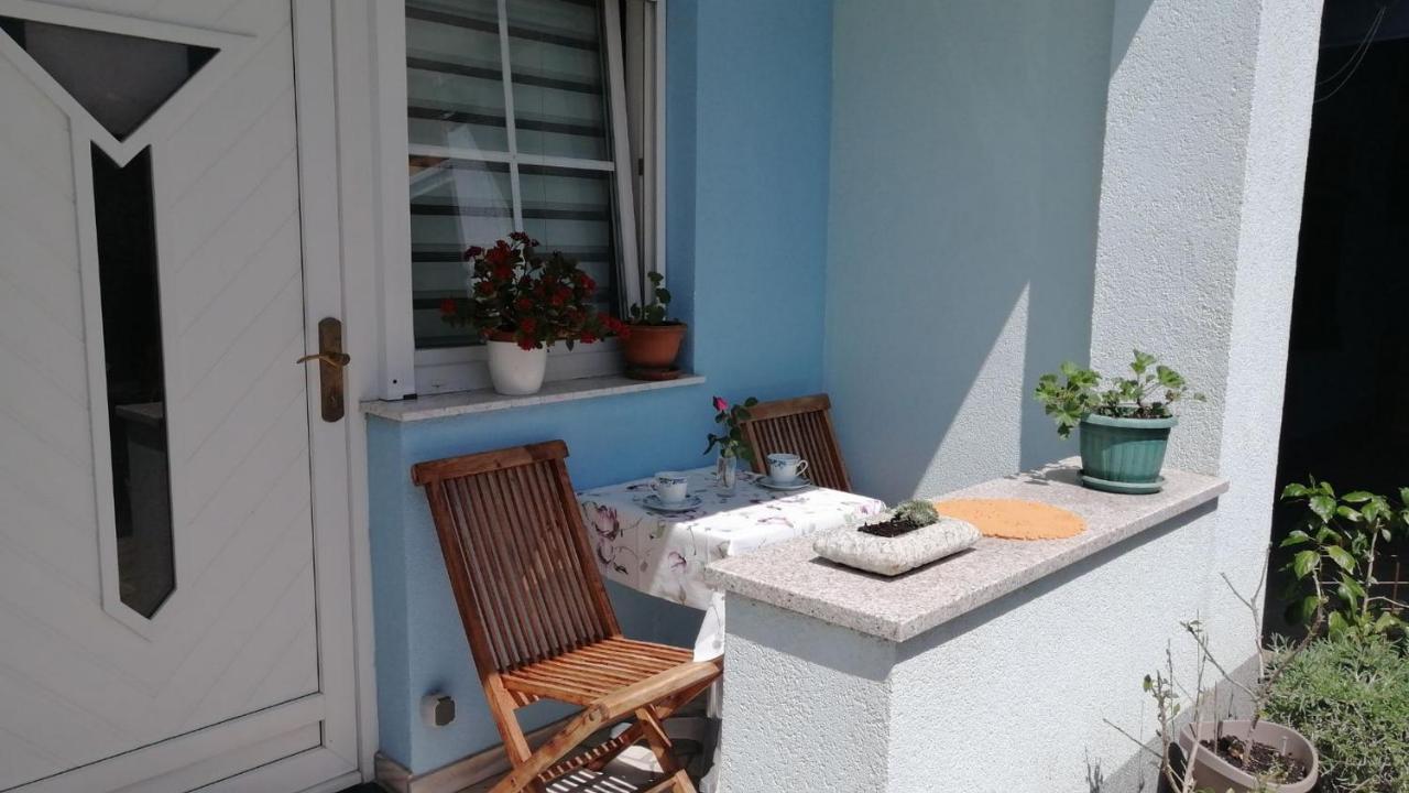 Navy Apartments Jadranovo